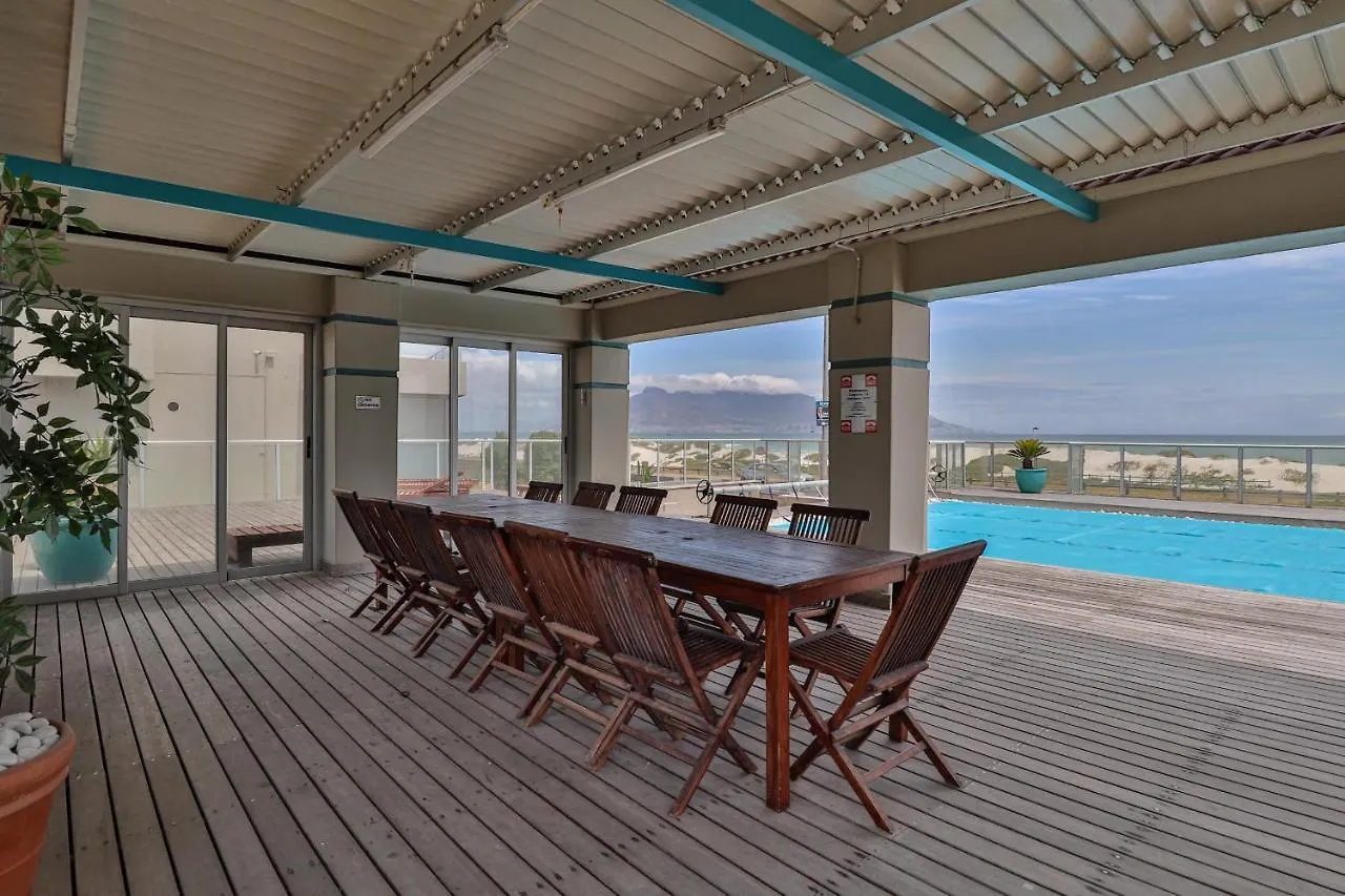 Sea Spray B403 By Ctha Apartment Bloubergstrand South Africa