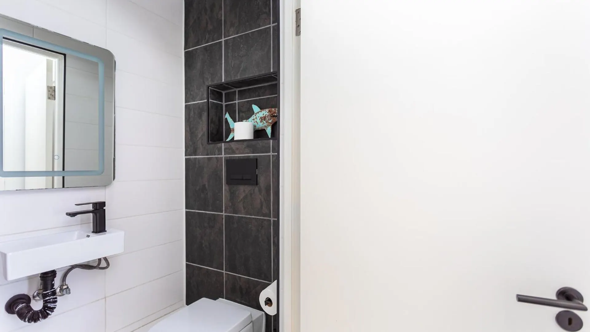 Sea Spray B403 By Ctha Apartment Bloubergstrand
